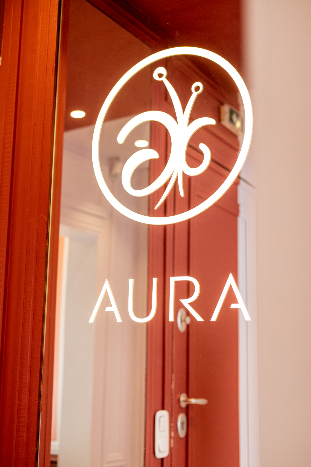 aura_laser αποτρίχωση